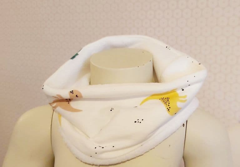 Snood bébé « dinosore »